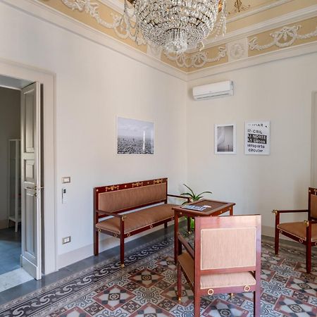 מאלייה Donna Zaira Rooms&Suites מראה חיצוני תמונה