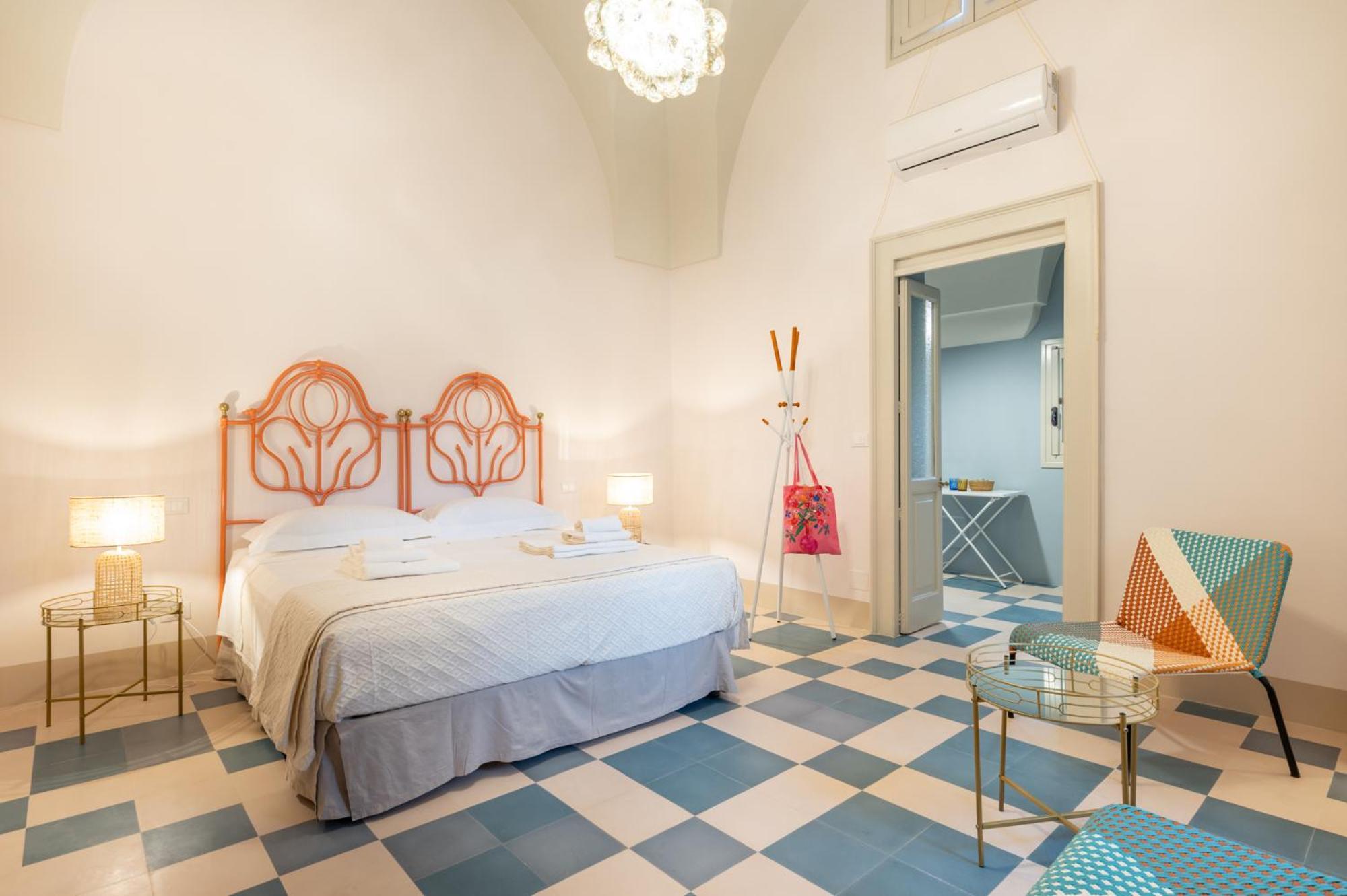 מאלייה Donna Zaira Rooms&Suites מראה חיצוני תמונה