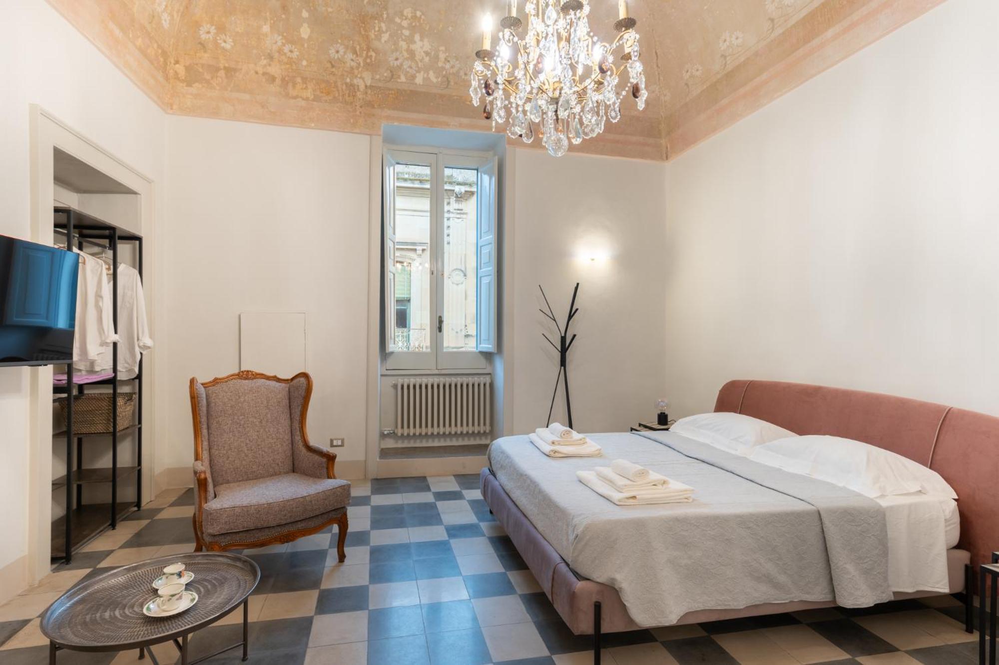 מאלייה Donna Zaira Rooms&Suites מראה חיצוני תמונה